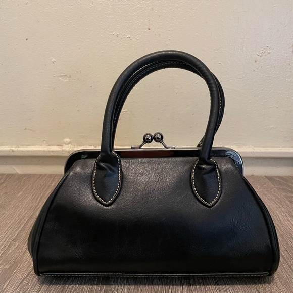 Small Black Bag - Picture 5 of 7